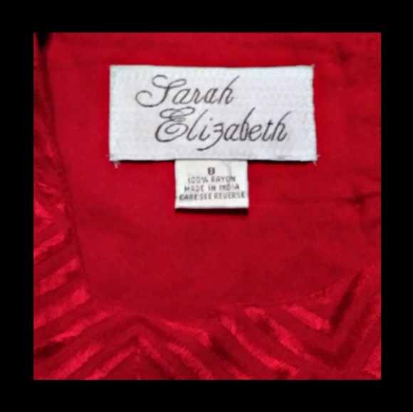 Sarah Elizabeth Red Embroidered Tank Top NWT's - Picture 3 of 4